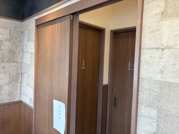 某牛丼屋店舗春日店建具工事の画像