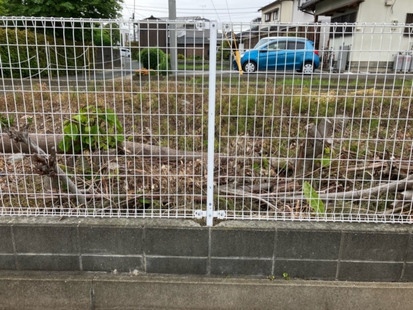 某回転寿司チェーン店舗津福店フェンス工事の画像