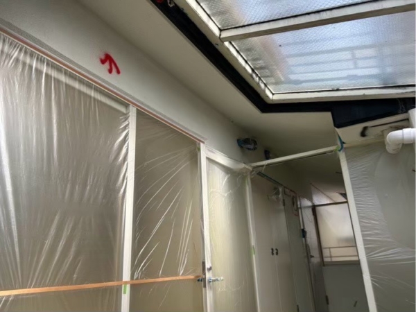 福岡市中央区マンション塗装工事【軒天編】の画像