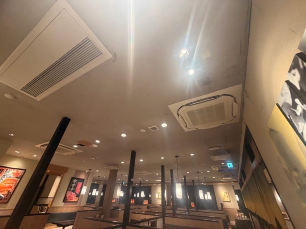 某食べ放題店舗大宰府店天井工事の画像