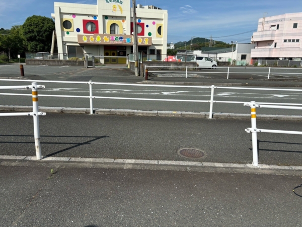 某薬局店舗岡垣店フェンス工事の画像