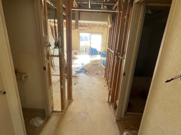 福岡市博多区マンションのリノベーション工事【解体編】の画像