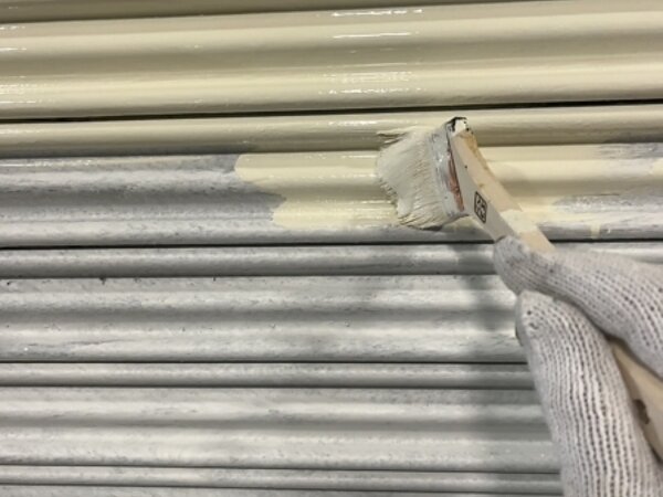 福岡市中央区天神シャッターの塗装工事2の画像