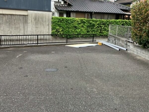 福岡市東区駐車場工事の画像