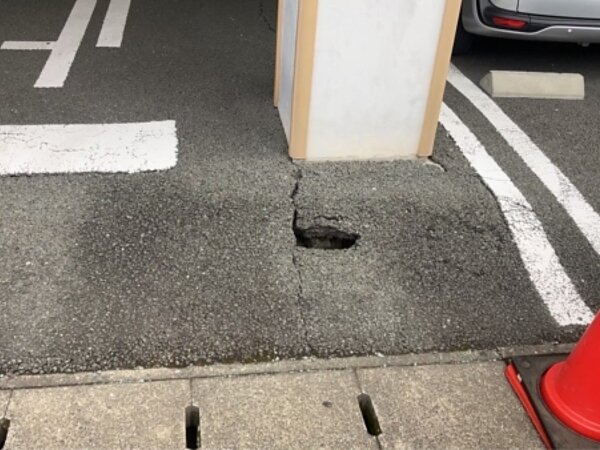 某家電量販店舗熊本店外構工事の画像