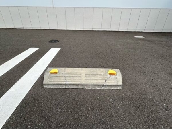 某衣服屋店舗直方店タイヤブロック工事の画像